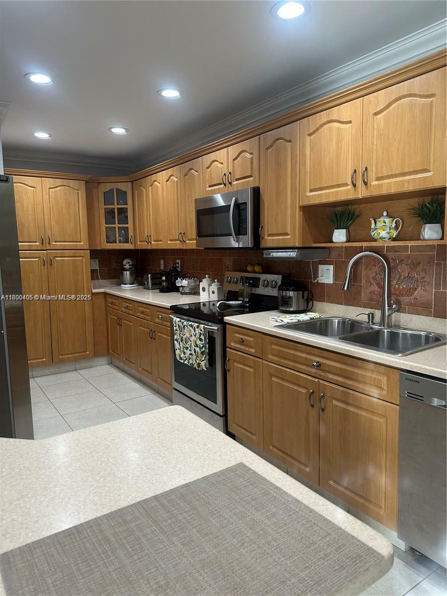 Property Photo: 5505 W 14th Ln 0 FL 33012