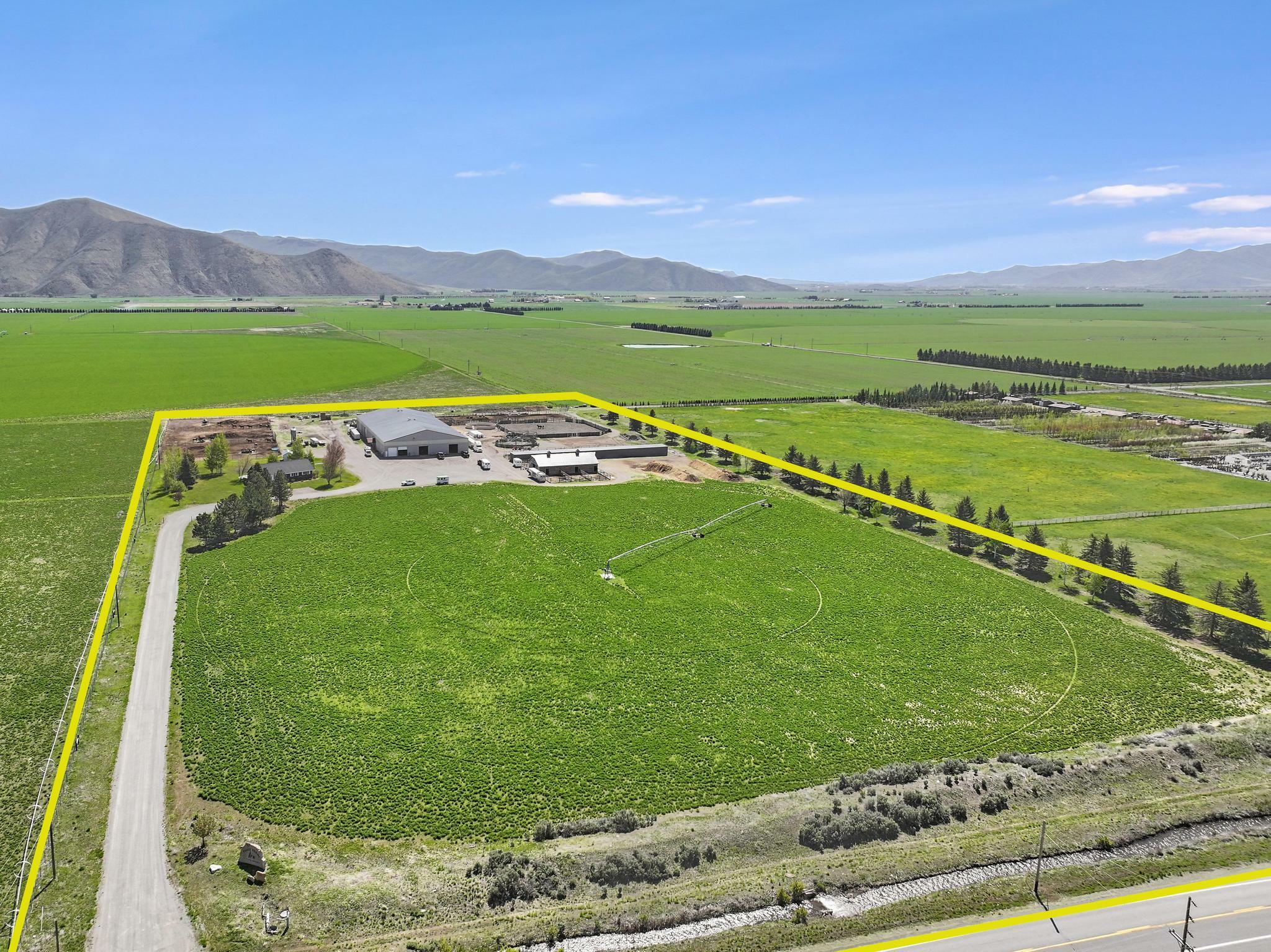 Property Photo: 10727 State Highway 75 ID 83313
