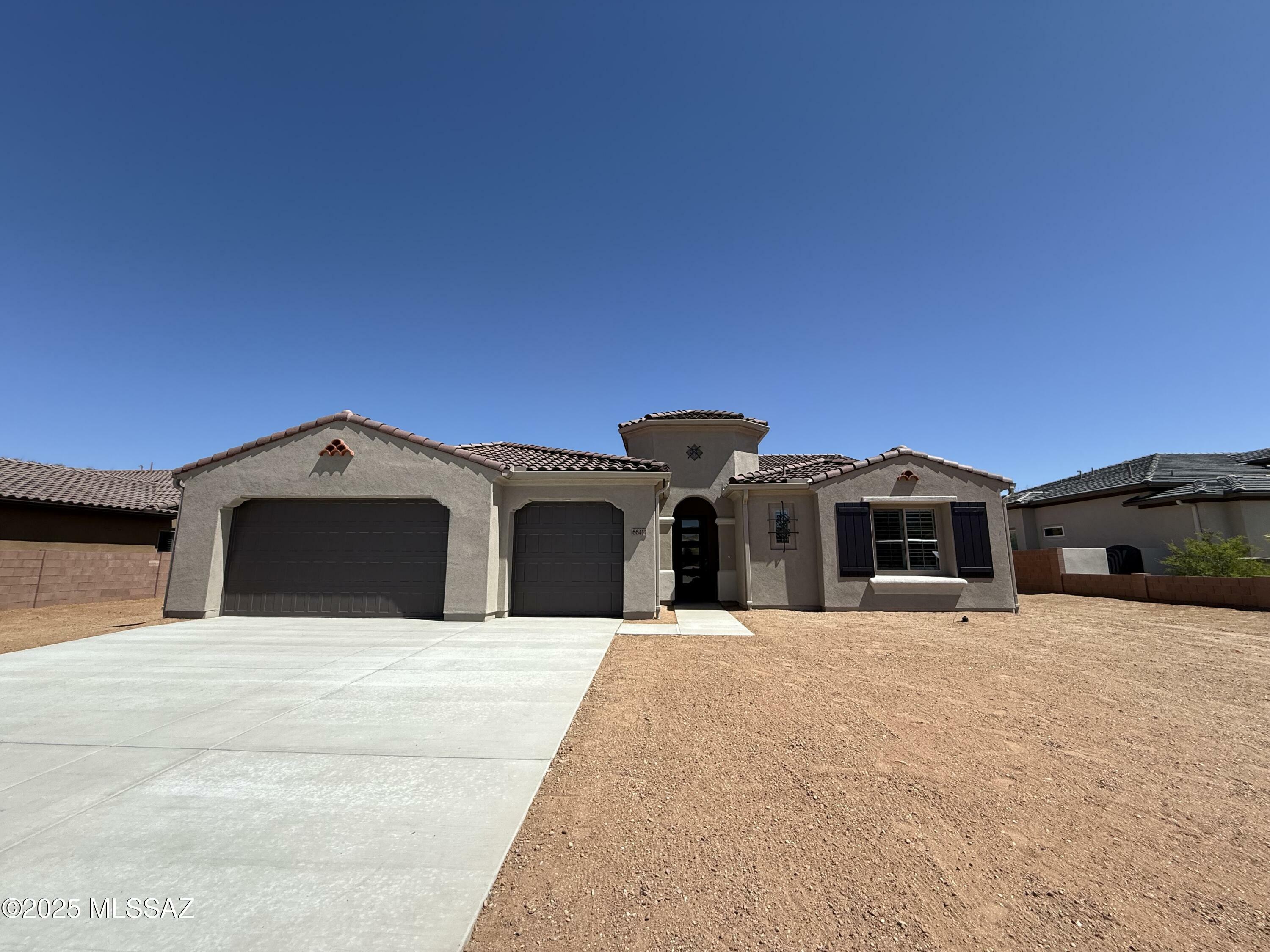 Property Photo: 66414 E Peregrine Place AZ 85739