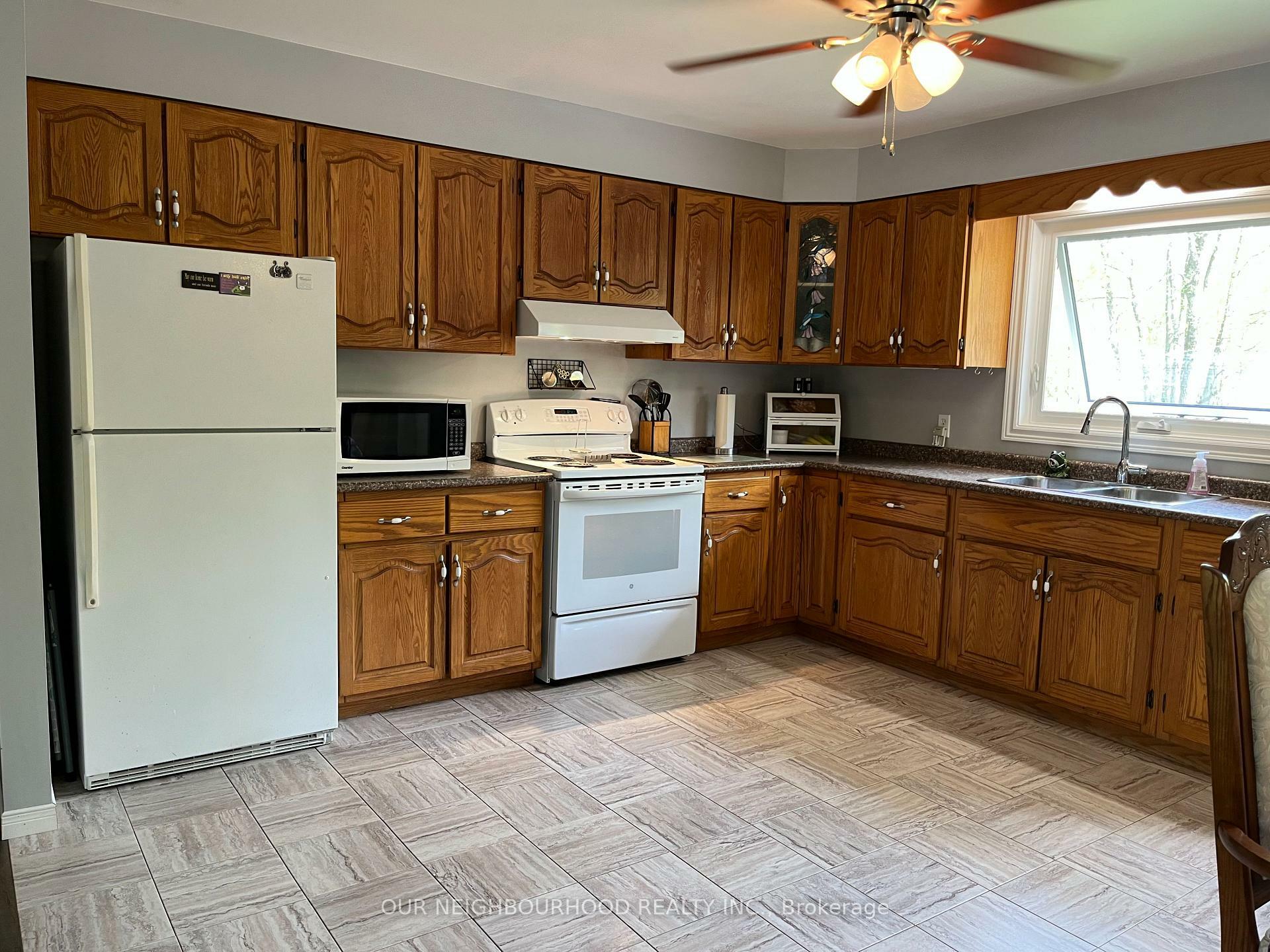 Property Photo: 47 Wood Road ON K0K 2K0
