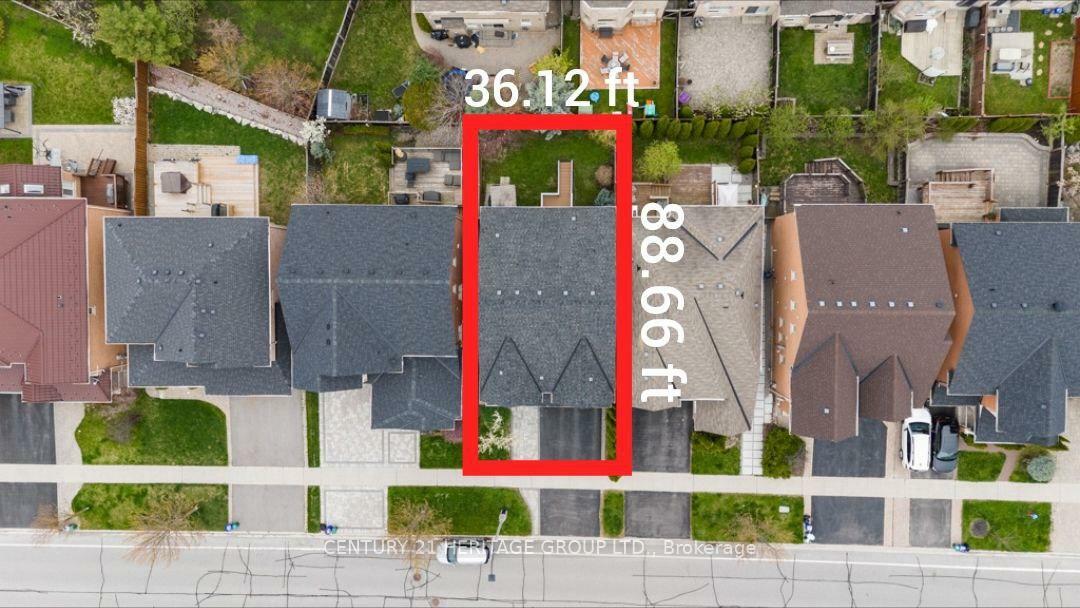 Photo de la propriété: 158 Kingshill Road ON L4E 4V5