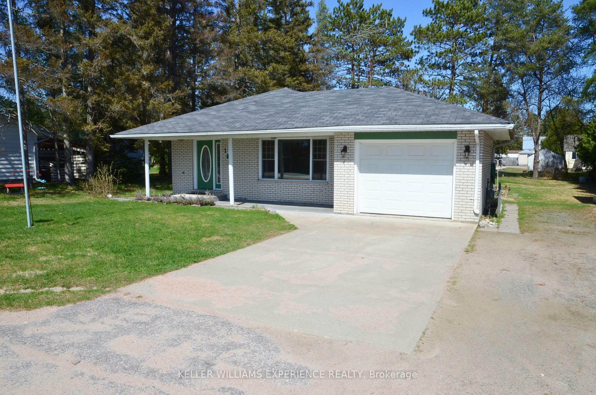 Property Photo: 18 Tebby Boulevard ON P0A 1X0