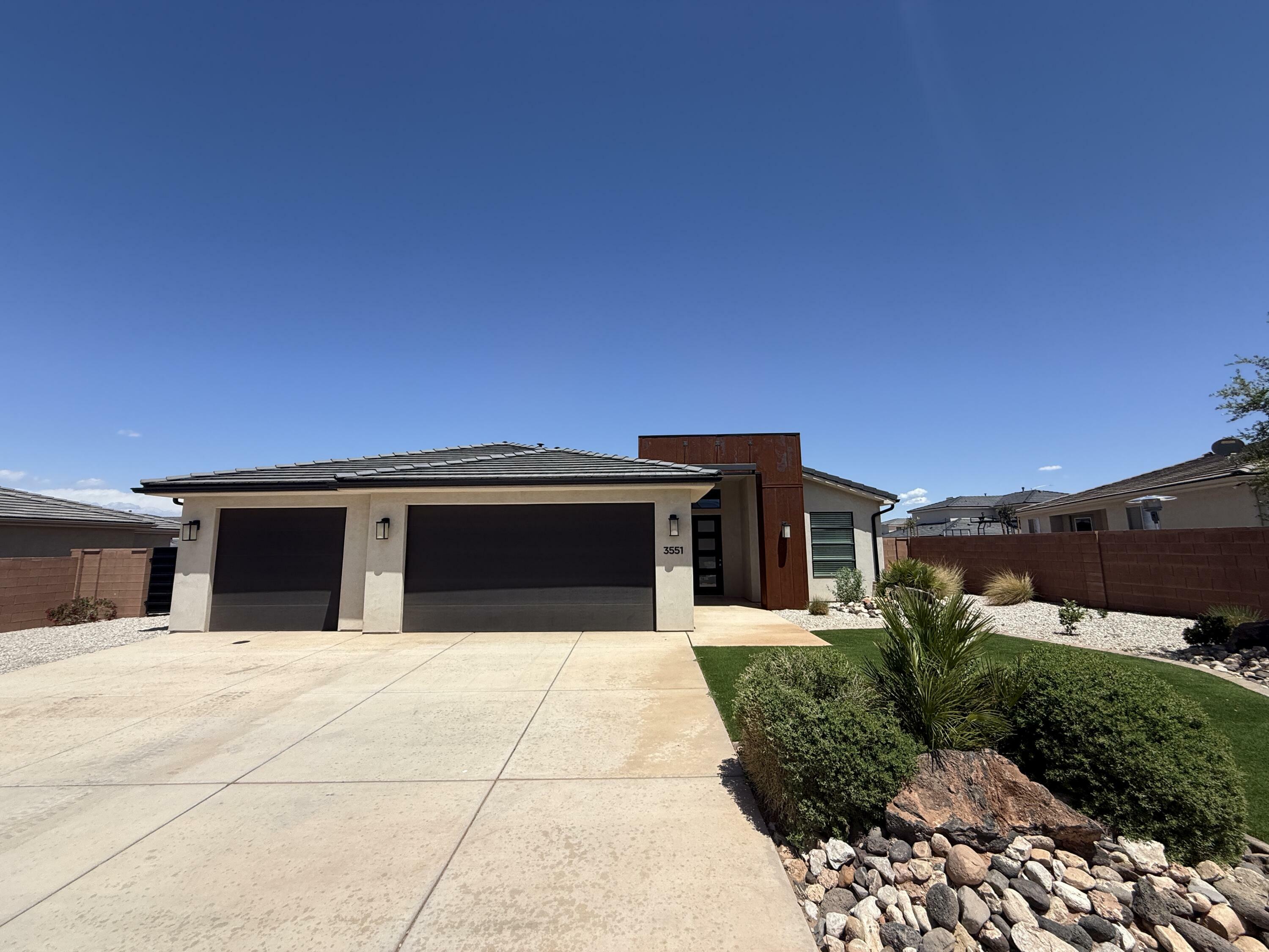 Property Photo: 3551 E 3050 St S UT 84790