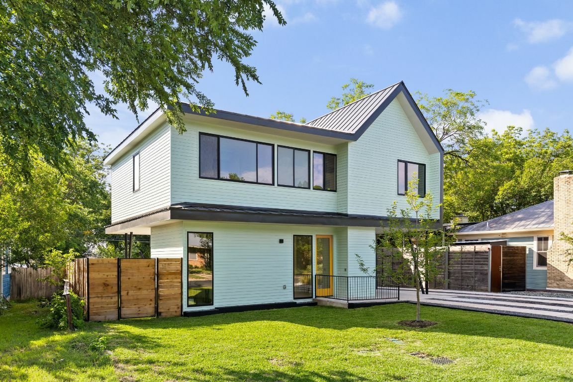 Property Photo: 2903 Breeze Terrace 1 TX 78722