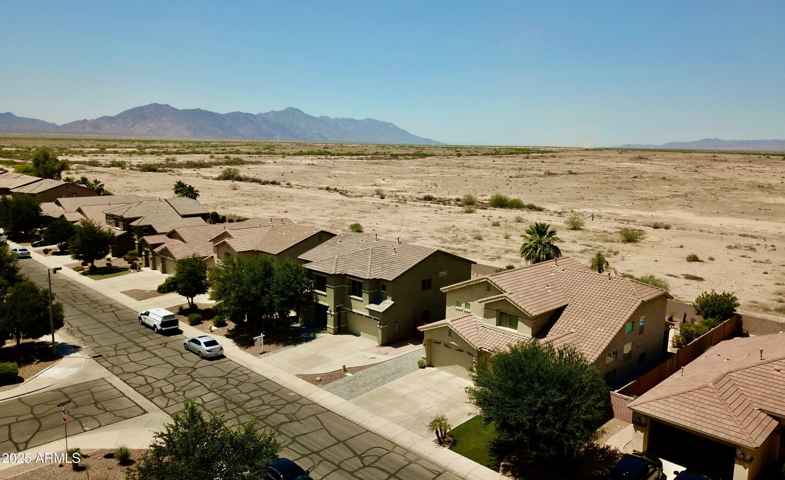 Property Photo: 44236 W Adobe Circle AZ 85139