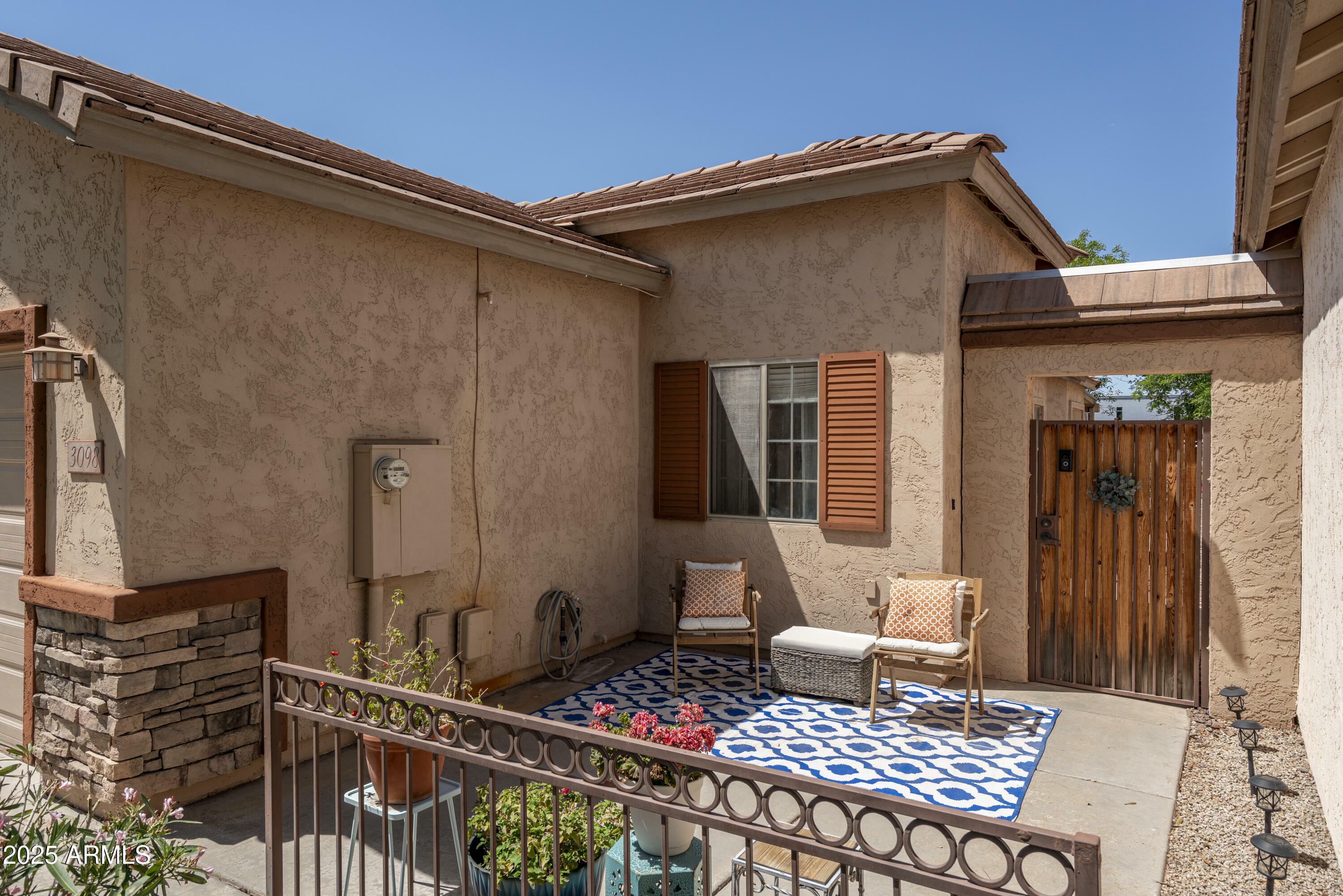 Property Photo: 3098 E Stottler Drive AZ 85296