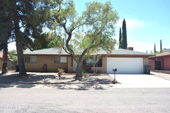 1132 N Catalina Drive  Sierra Vista AZ 85635 photo