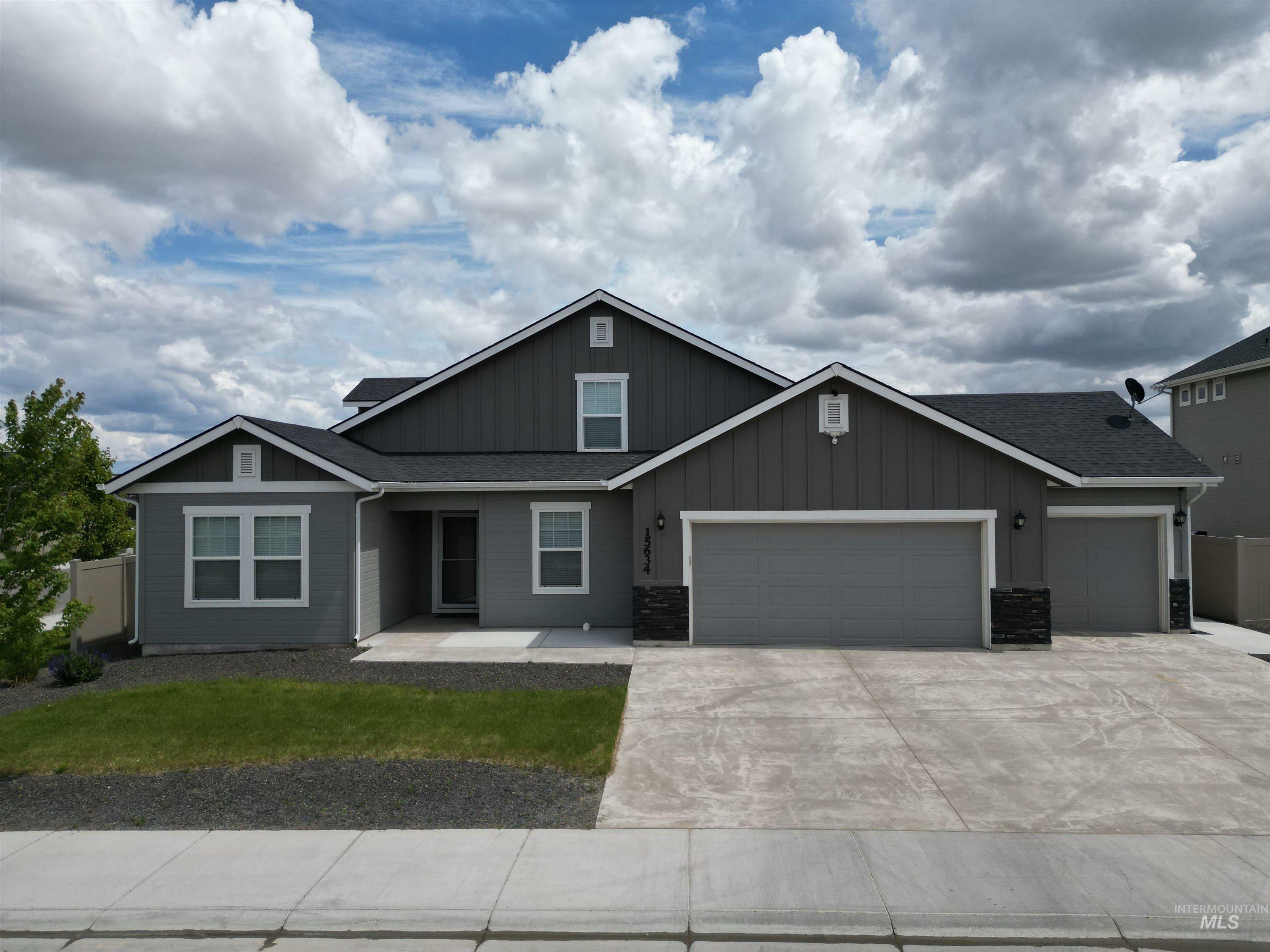 15634 N Shadow Cove  Nampa ID 83651 photo
