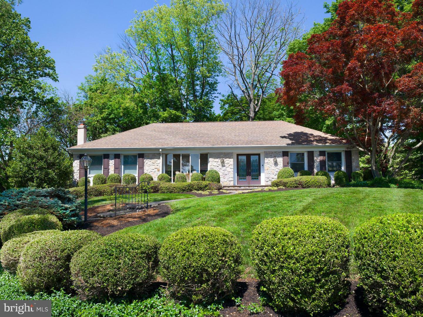 399 Ballytore Circle  Wynnewood PA 19096 photo