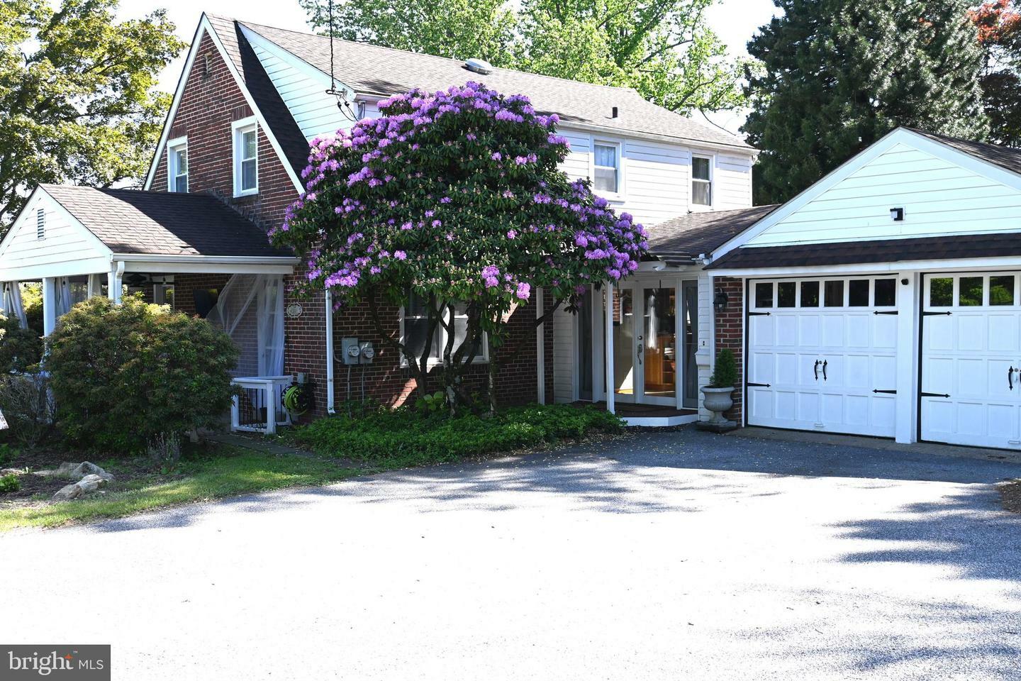 Property Photo: 300 Orchard Road PA 19064