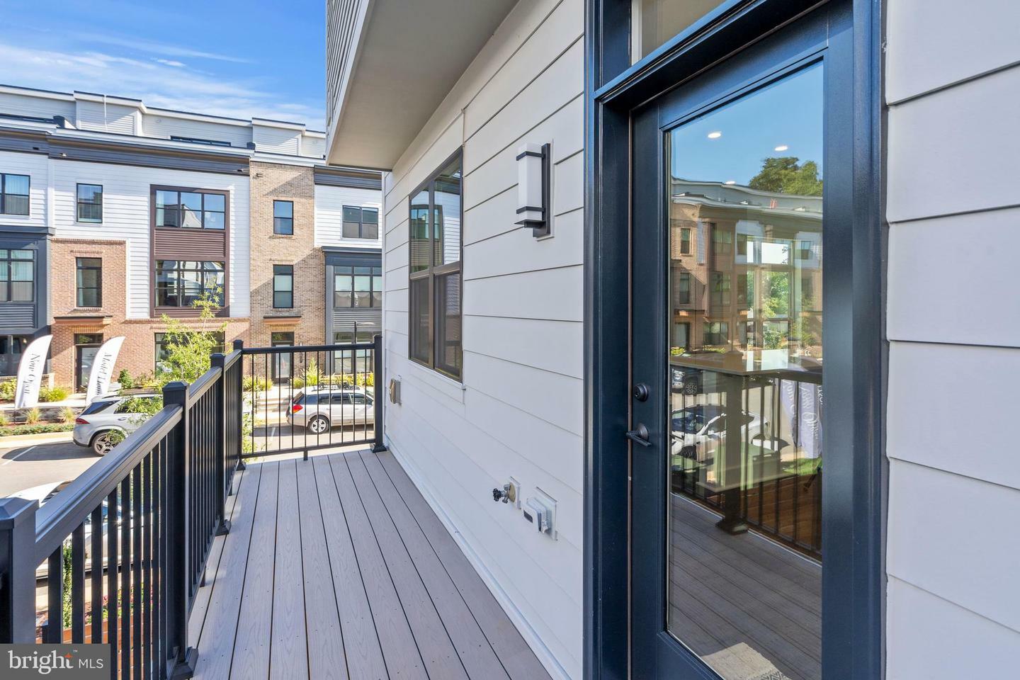 Property Photo: 2113 Tysons Ridgeline Road VA 22043