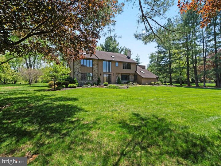 Property Photo: 1136 Dorset Drive PA 19382