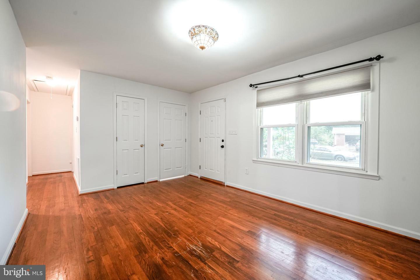 Property Photo: 3391 Bristol Court VA 22193