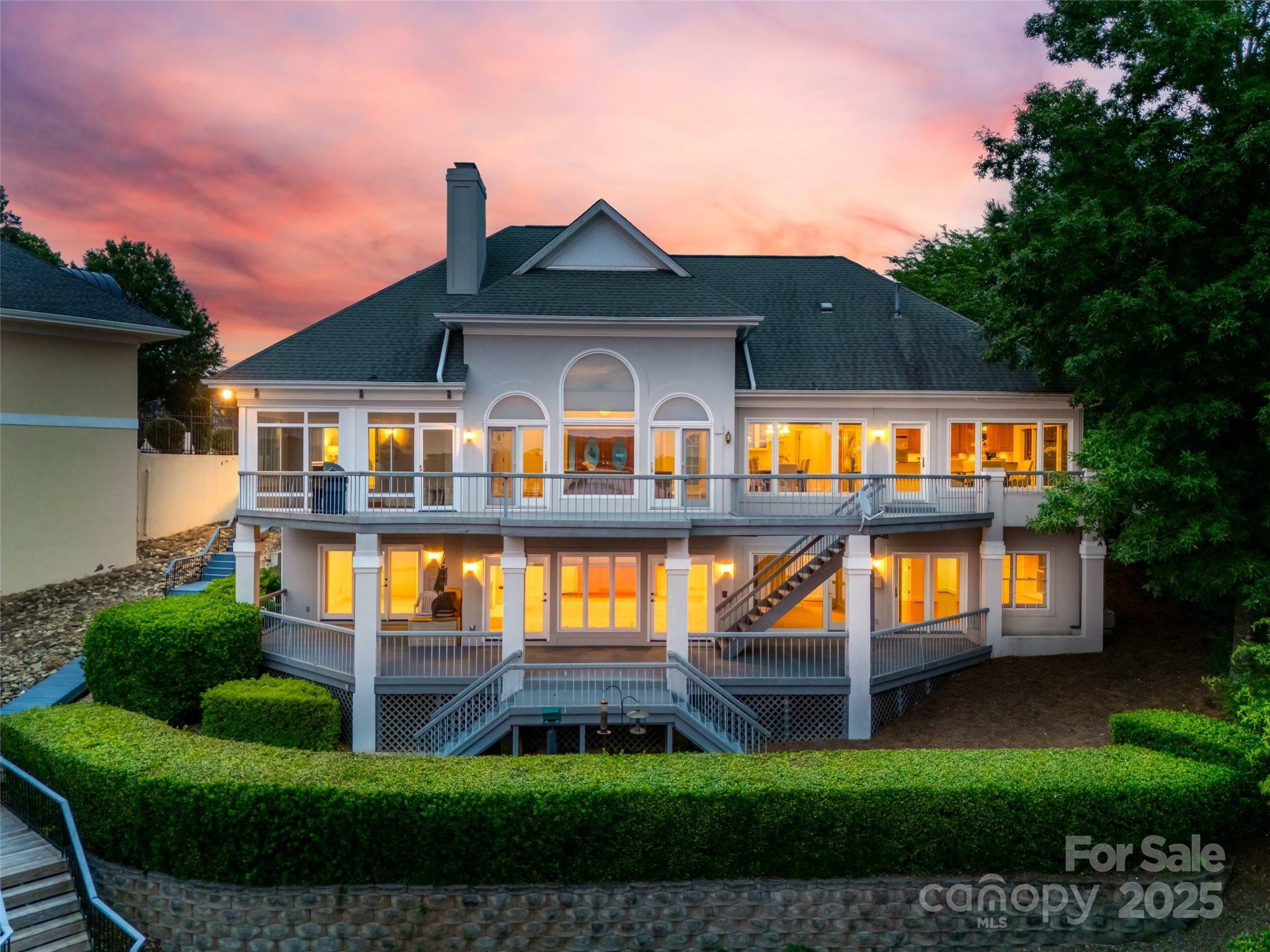 16108 Woolwine Road  Charlotte NC 28278 photo