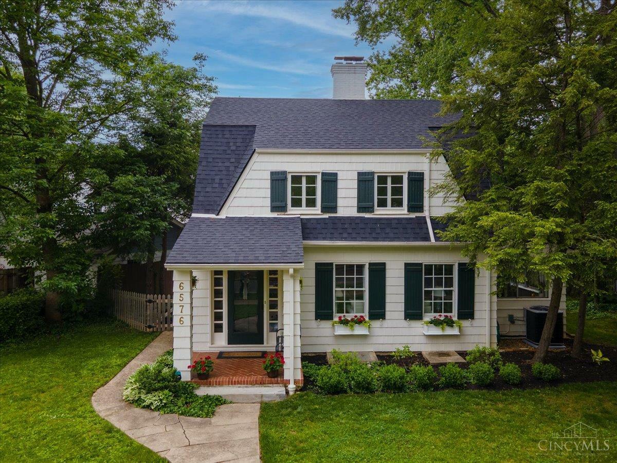 Property Photo: 6576 Wooster Pike OH 45227