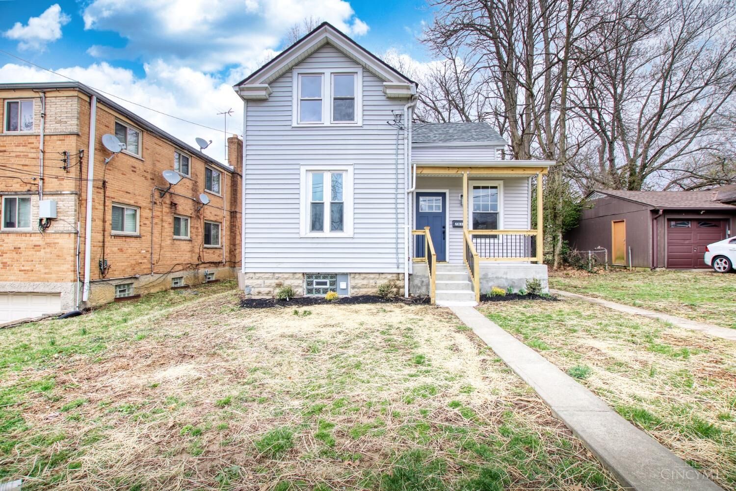 Property Photo:  7834 Lincoln Avenue  OH 45231 