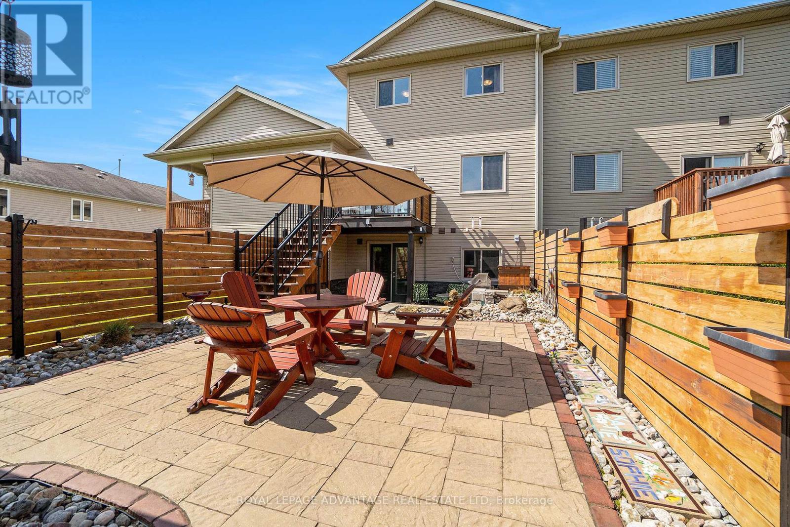 Property Photo:  29 Perthmore Street  ON K7H 3P1 