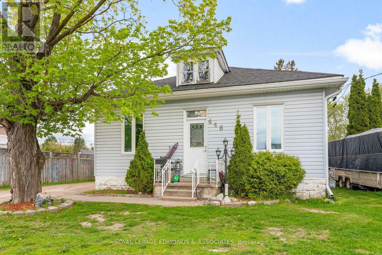 Photo de la propriété: 448 Eganville Road ON K8A 4E2