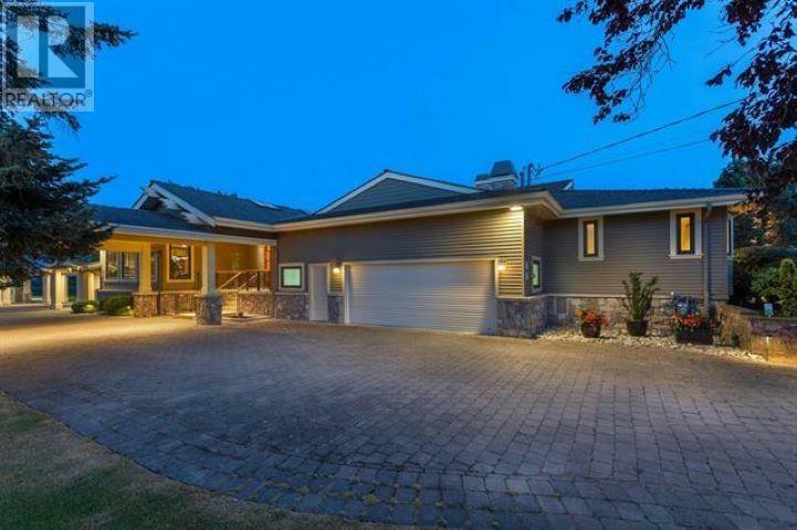 Property Photo: 2750 52 Street BC V4M 4G8