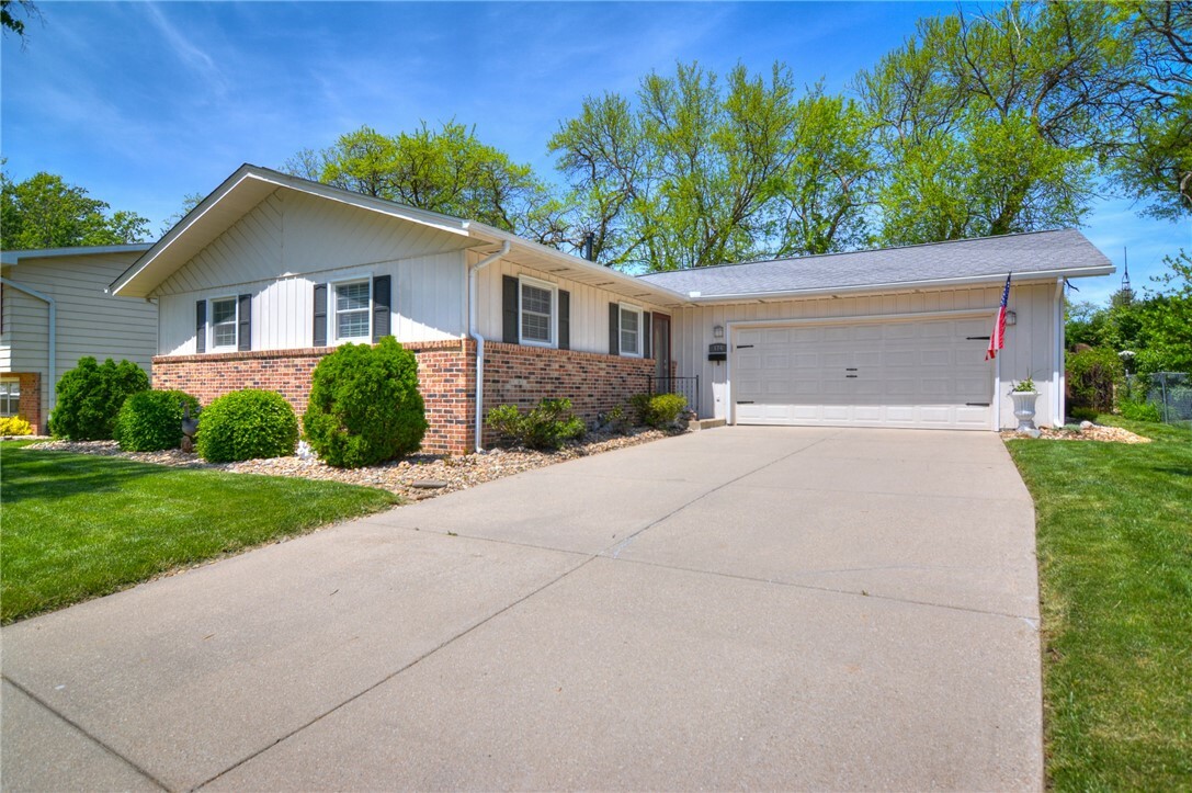 174 Dover Drive  Decatur IL 62521 photo