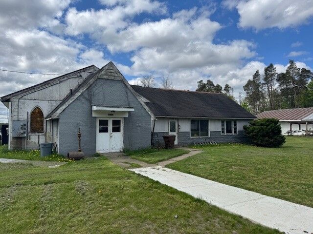 Property Photo:  12257 W Vernon Road  PA 16316 