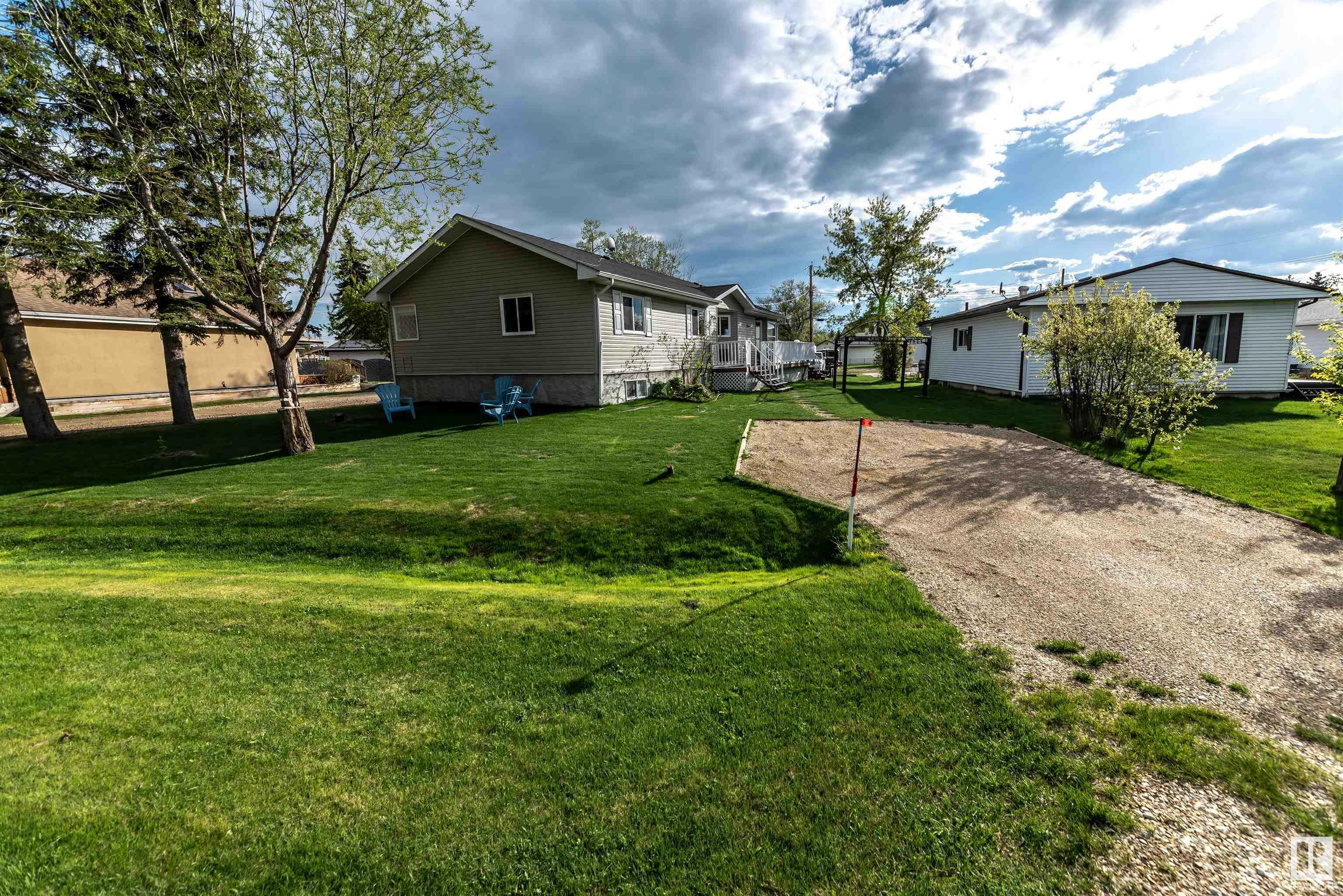 Photo de la propriété: 4916 56 Street AB T0E 0A0