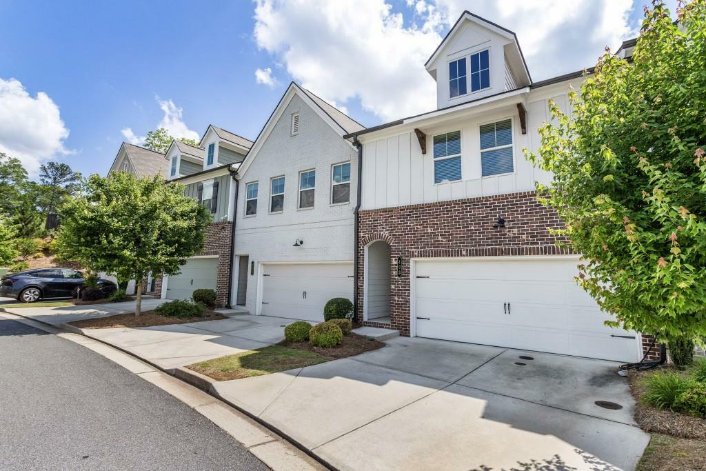 Property Photo: 408 Niles Court GA 30060