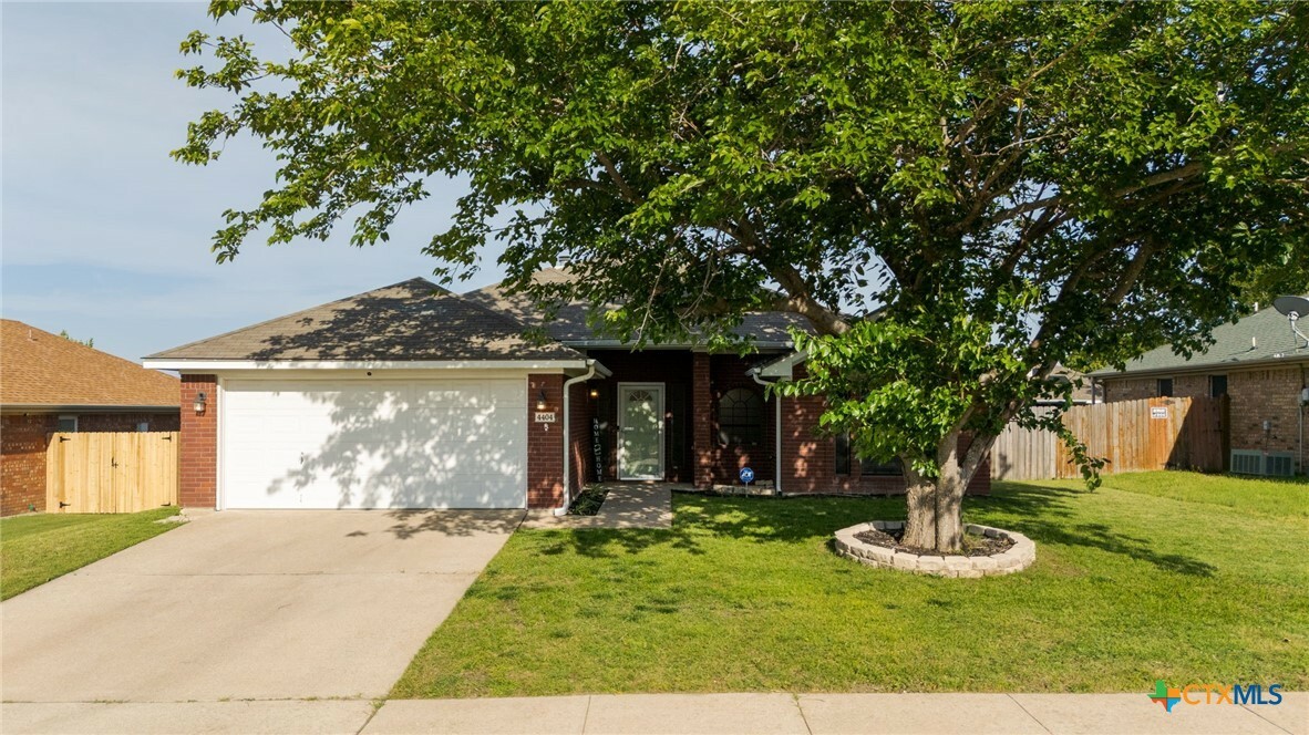 Property Photo: 4404 Barrington Trail TX 76549
