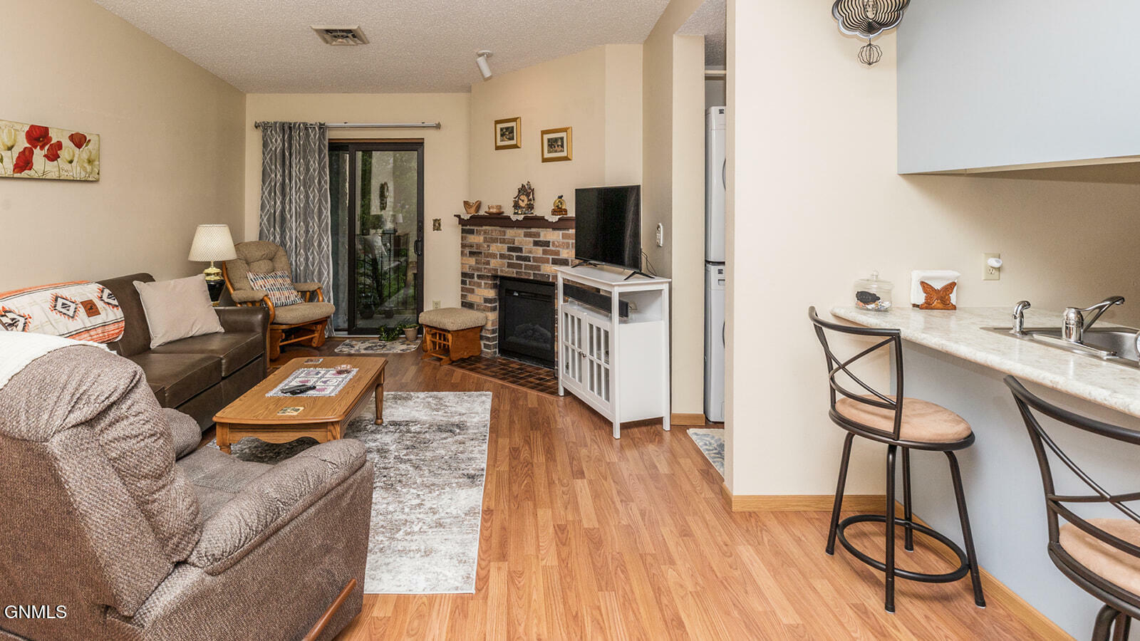 Property Photo: 2910 Ontario Lane #10 ND 58503