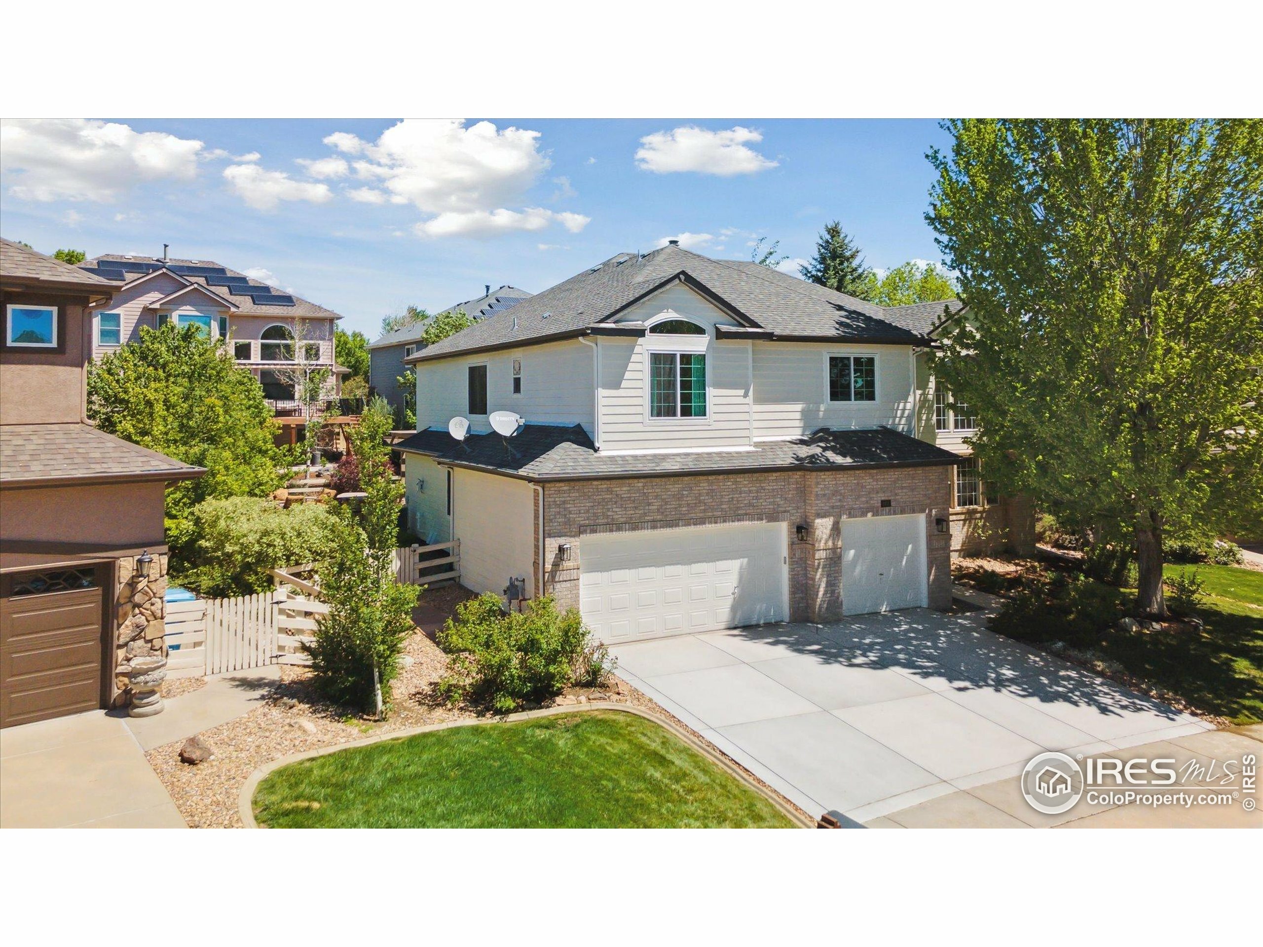 Property Photo: 3931 Stonegrass Pt CO 80023