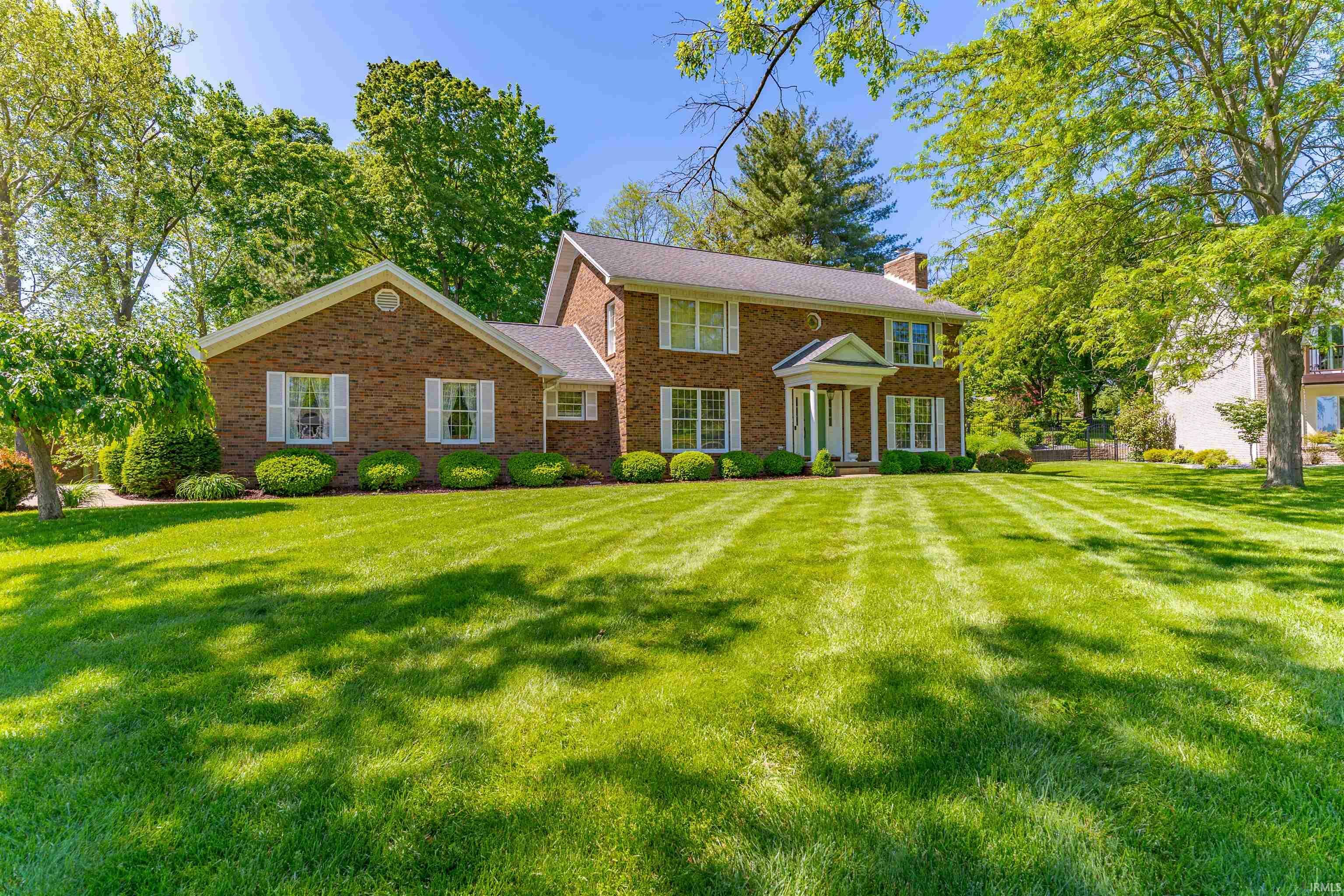 Property Photo: 6811 Old Stonehouse Drive IN 47630