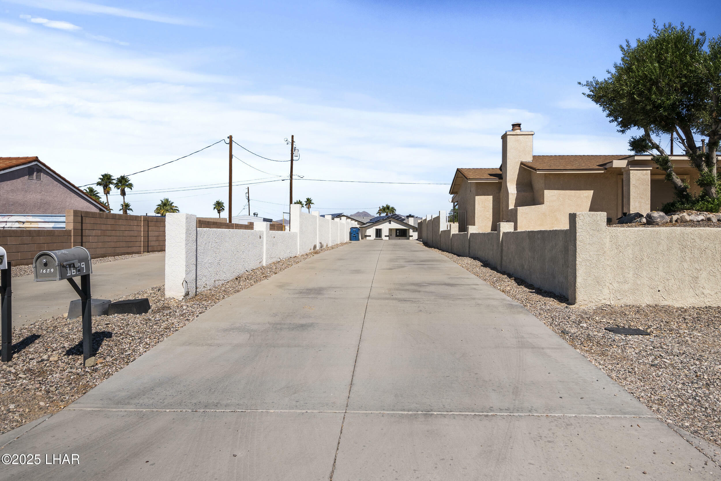 Property Photo:  1629 Topaz Dr  AZ 86403 