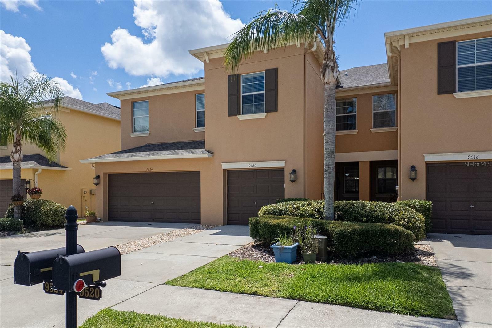 Property Photo: 9520 Trumpet Vine Loop FL 34655