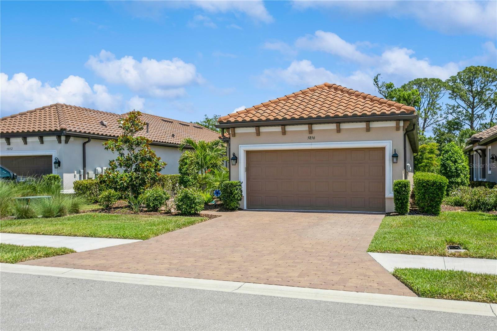 Property Photo: 5856 Semolino Street FL 34275