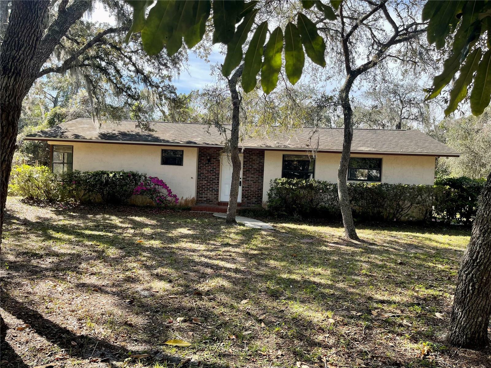 Property Photo: 285 W 2nd Street FL 32766