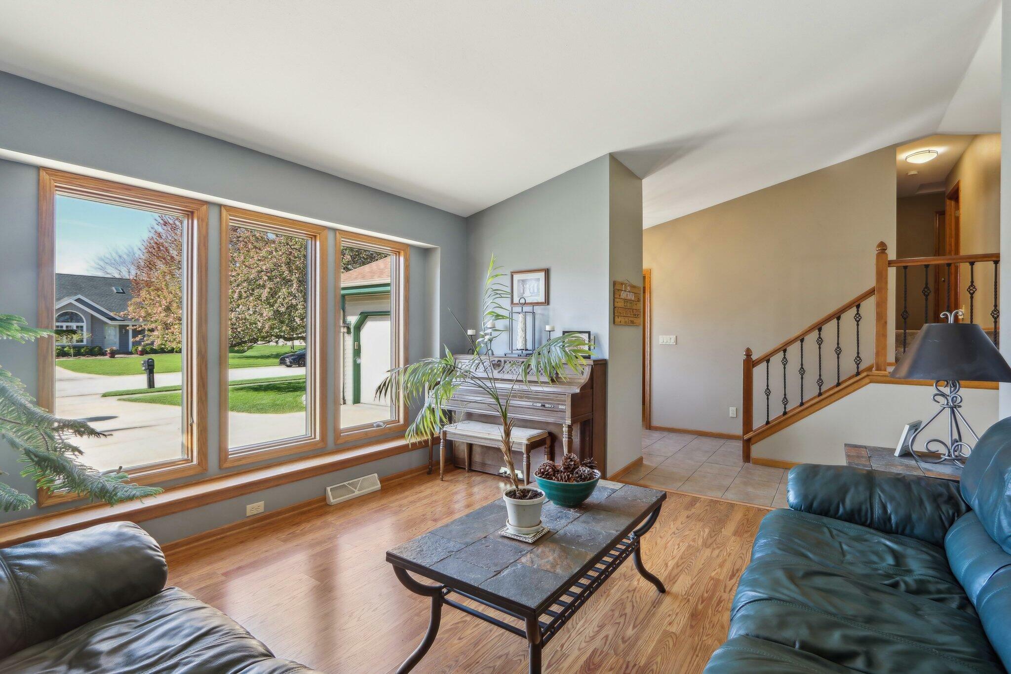 Property Photo: 500 E Quail Run WI 53154