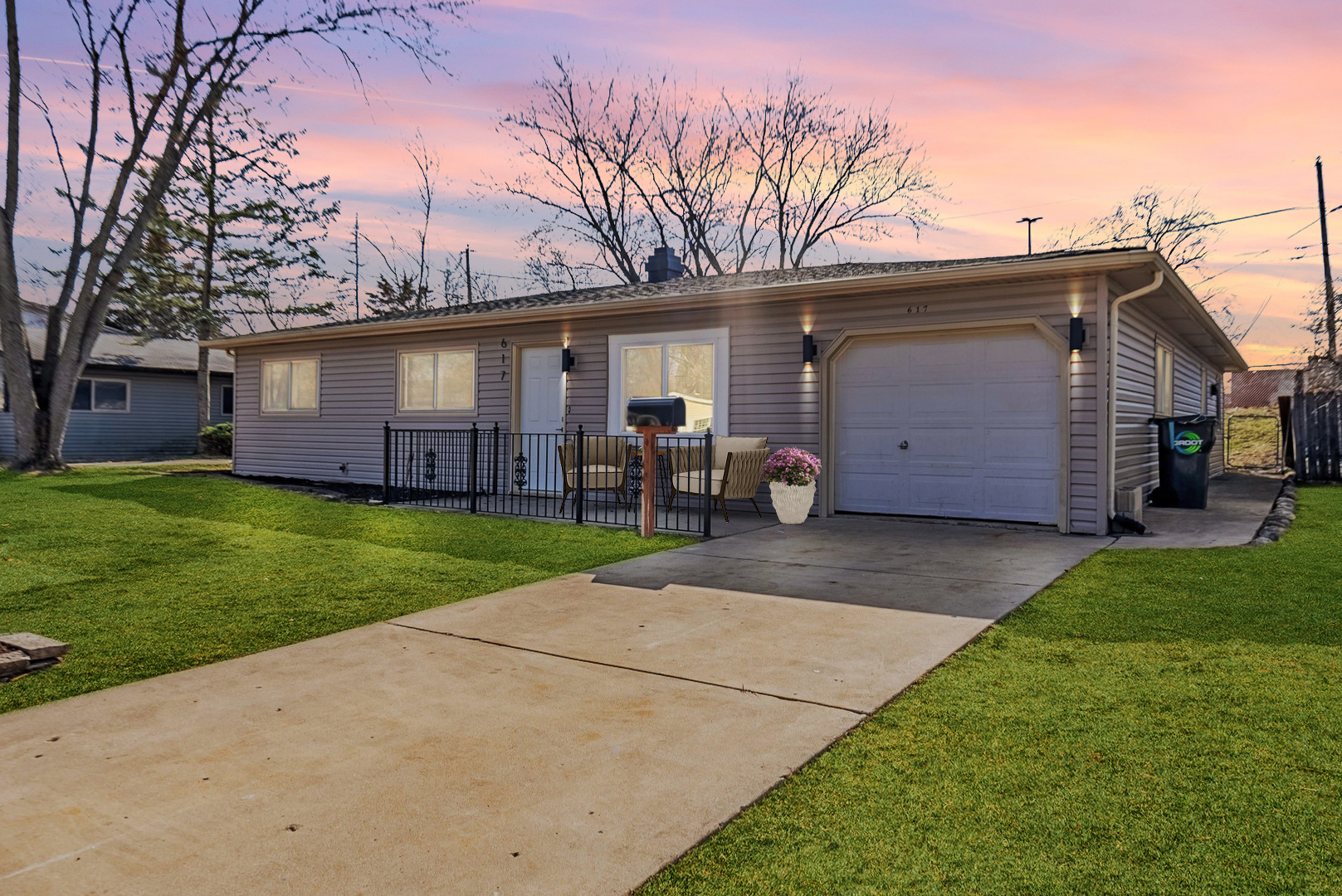 Property Photo: 617 Tanglewood Drive IL 60107