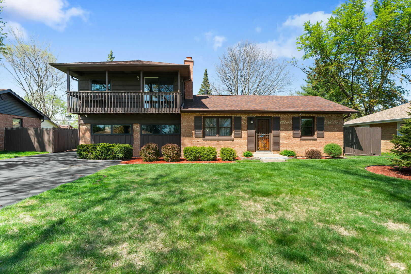 Property Photo: 16W340 94th Place IL 60527