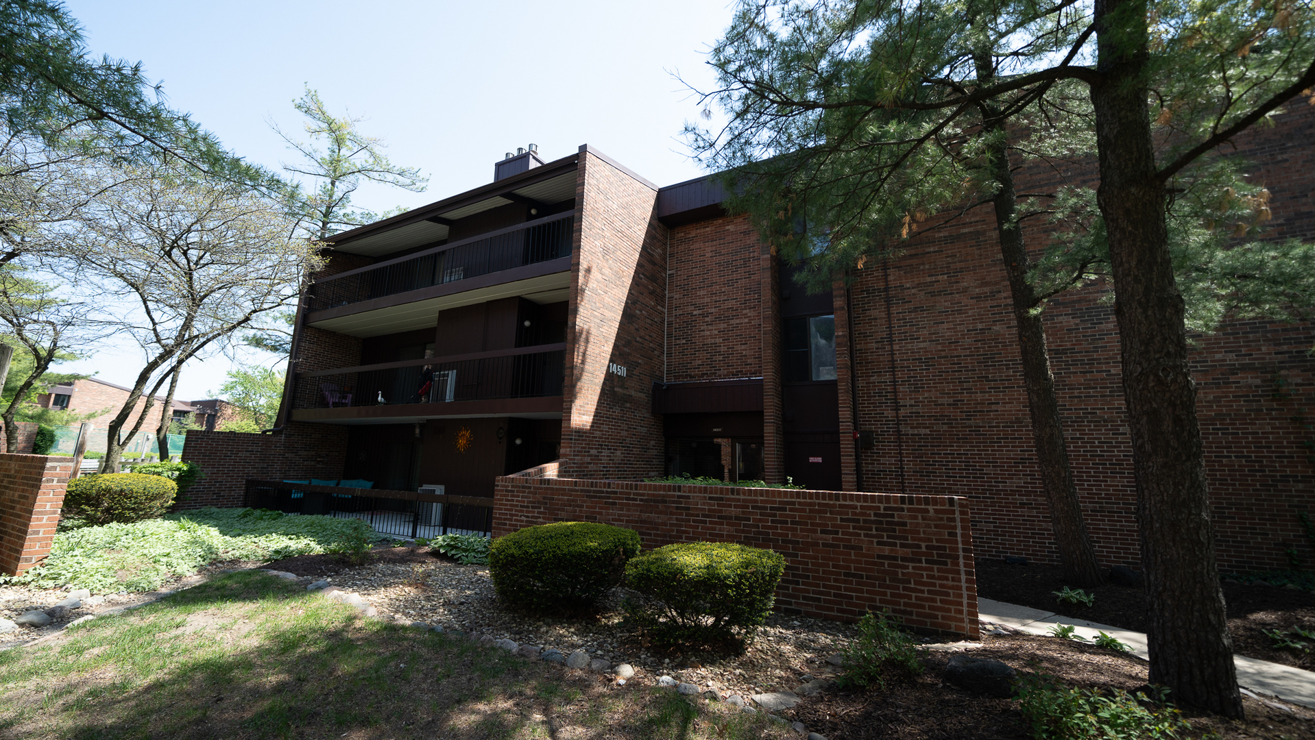 14511 Central Court M1  Oak Forest IL 60452 photo