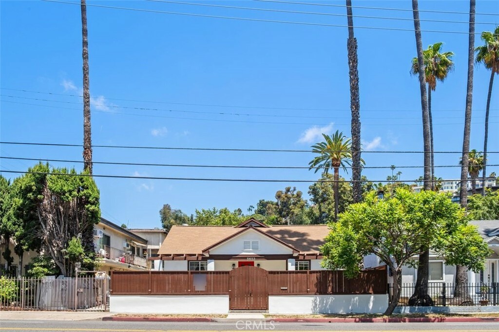 Property Photo: 5653 Franklin Avenue CA 90028