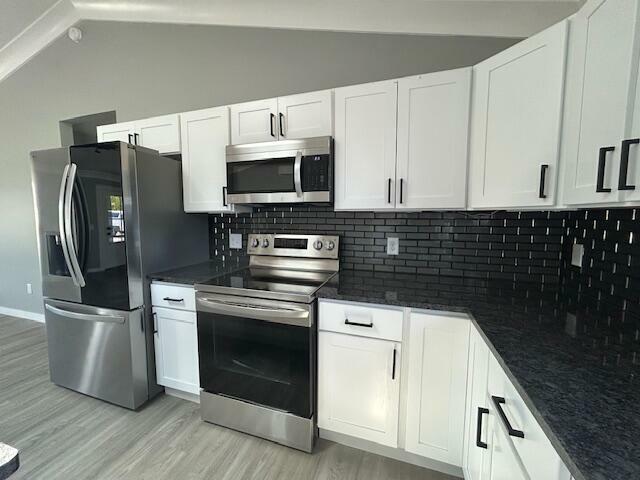 Property Photo: 40 Bartlett Cove Drive ME 04474