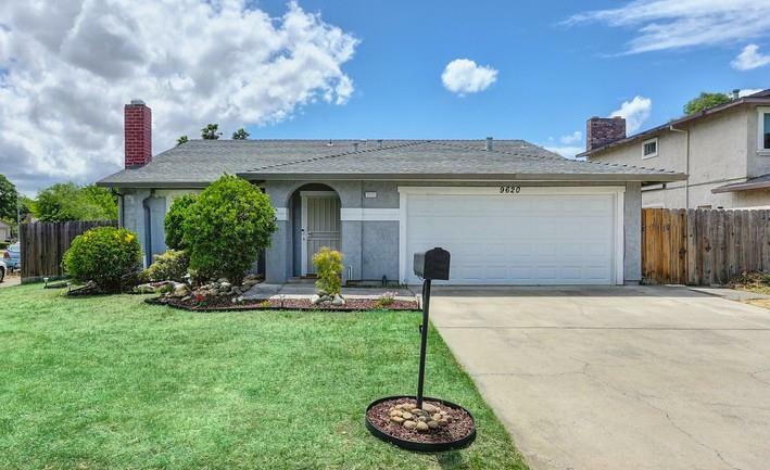 Property Photo: 9620 Countryroads Drive CA 95827