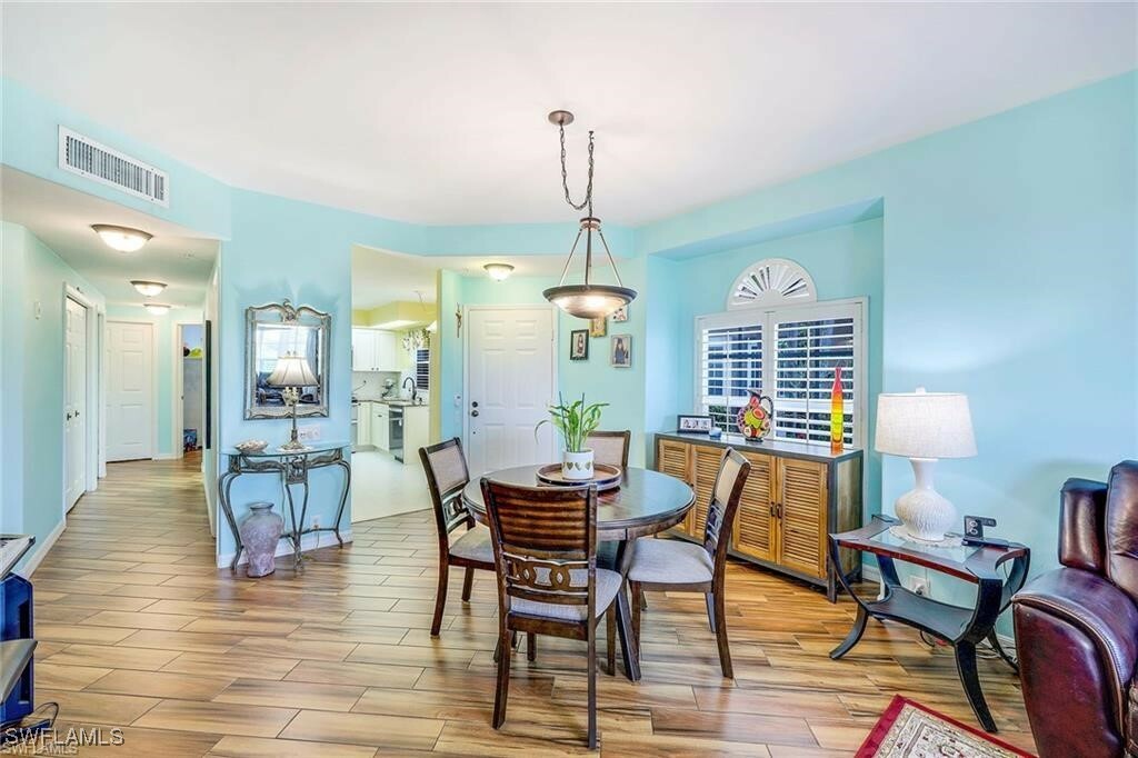 Property Photo: 28068 Cavendish Court 2301 FL 34135