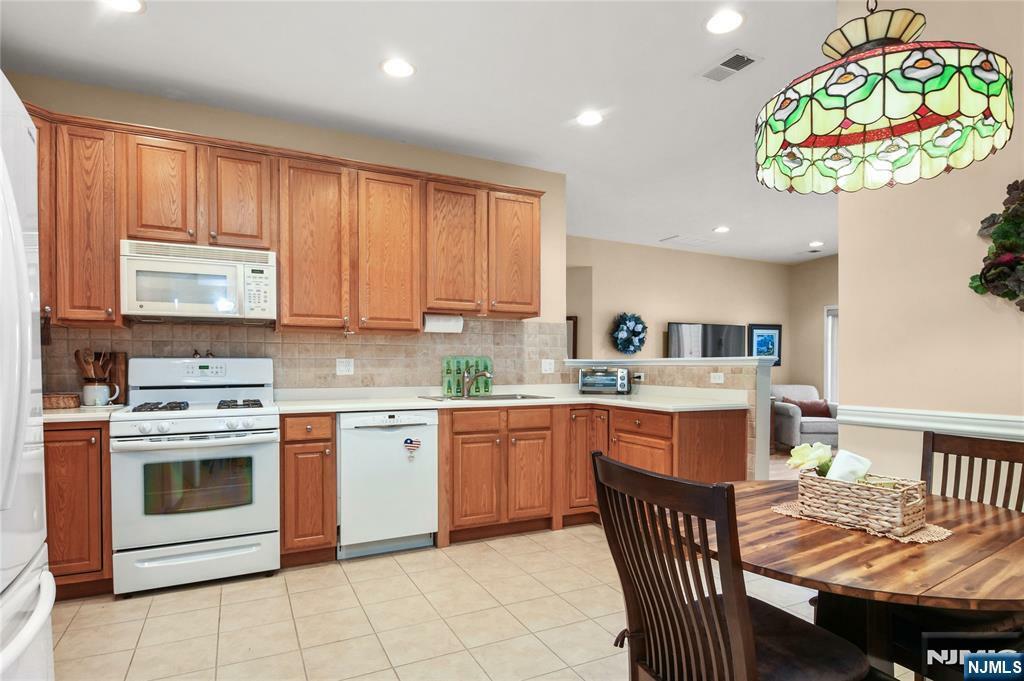 Property Photo: 10108 Warrens 108 NJ 07465