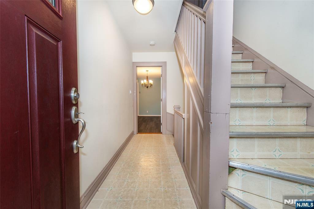 Property Photo:  86 Cedar Street 1  NJ 07026 