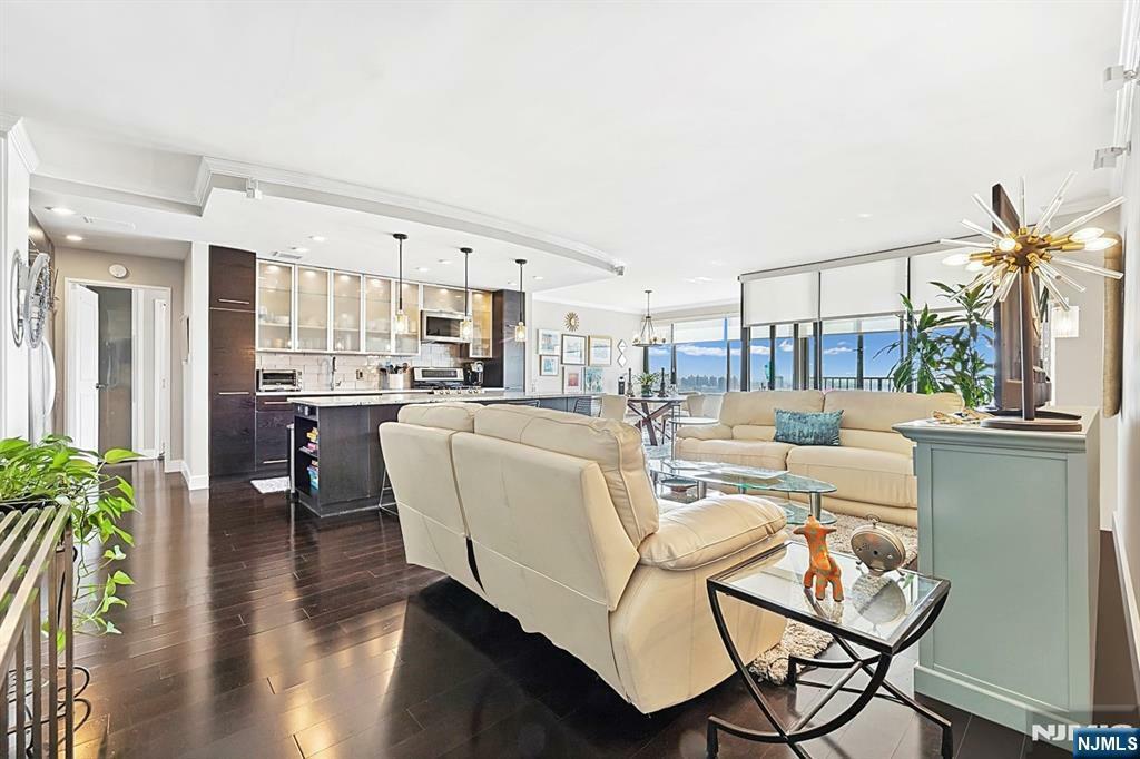 Property Photo: 5 Horizon Road #2509 NJ 07024