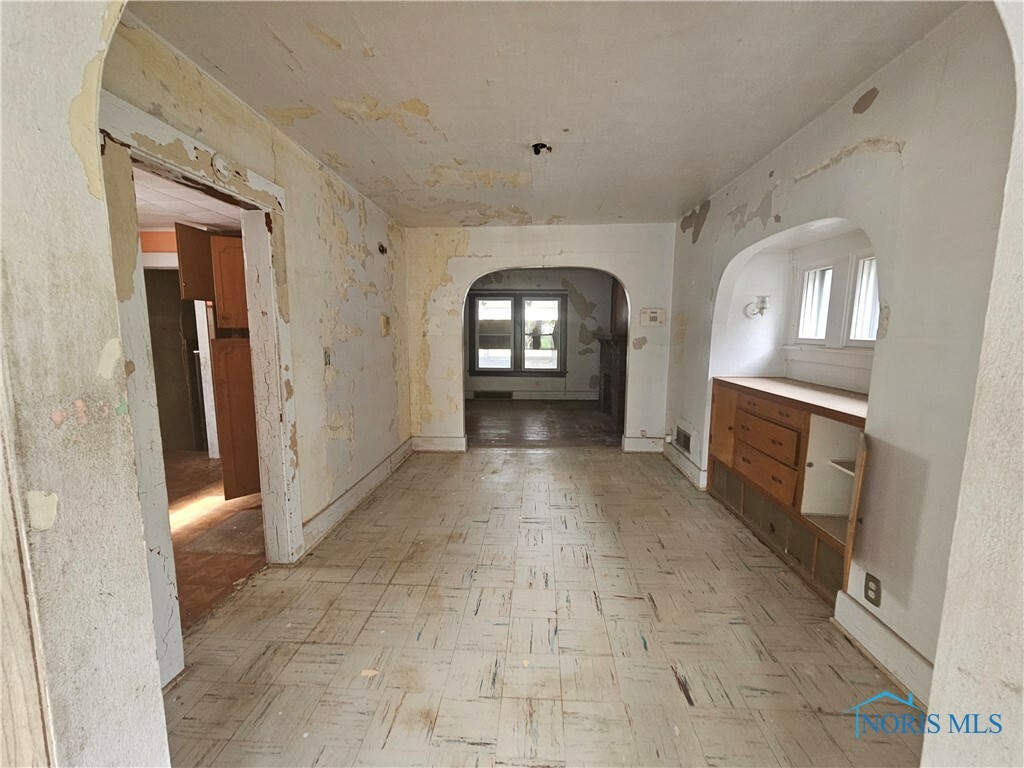 Property Photo: 938 Booth Avenue OH 43608