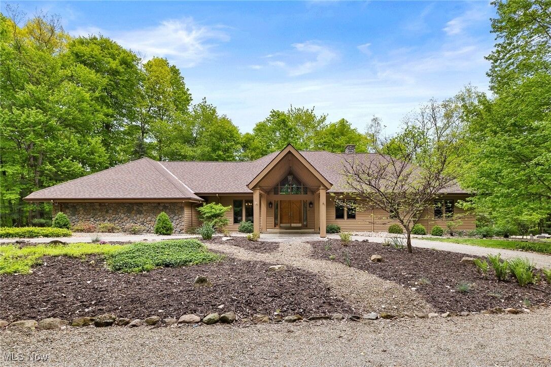 Property Photo: 1281 Township Road 653 OH 44805