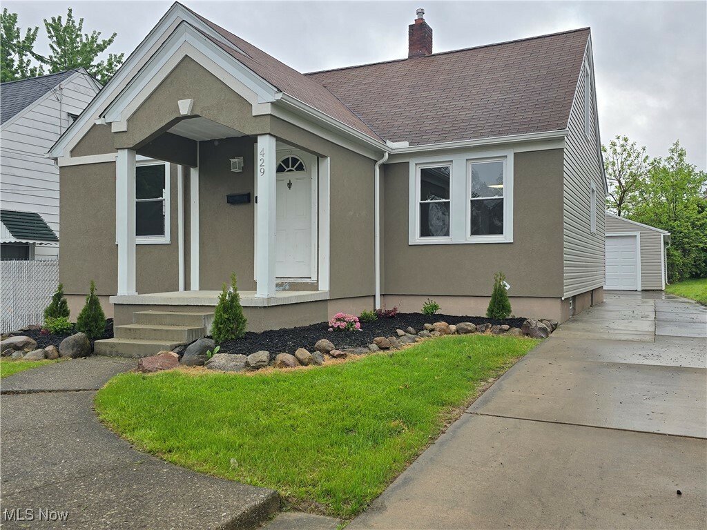 Property Photo: 429 N Osborn Avenue OH 44509