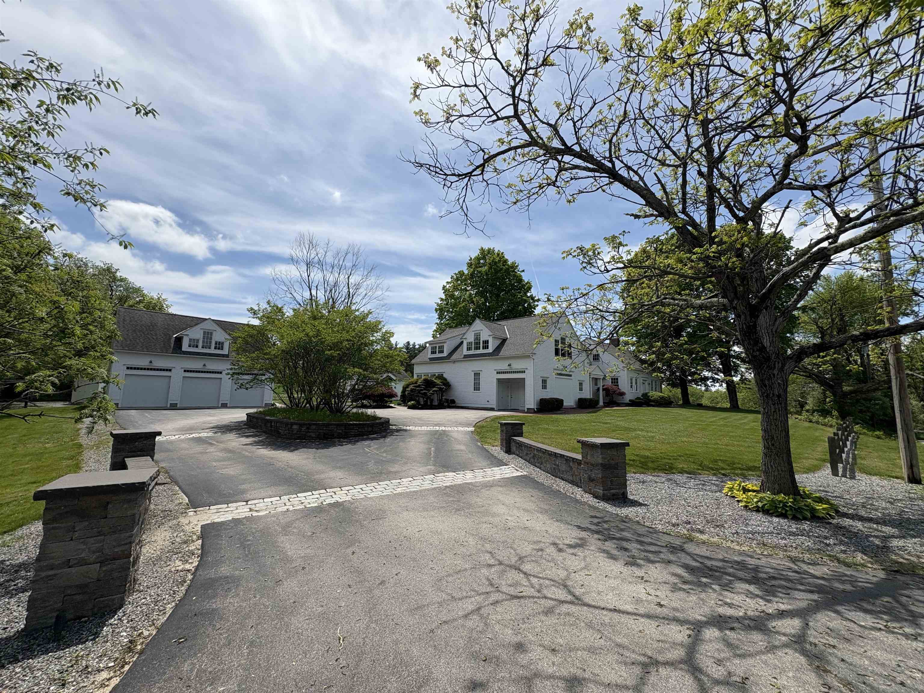 Property Photo: 28-28A Ridge Road NH 03049